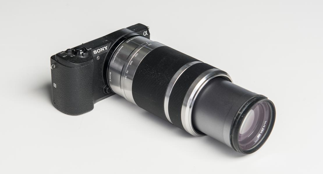 Sony A5100 Zoom Lens Full Extent
